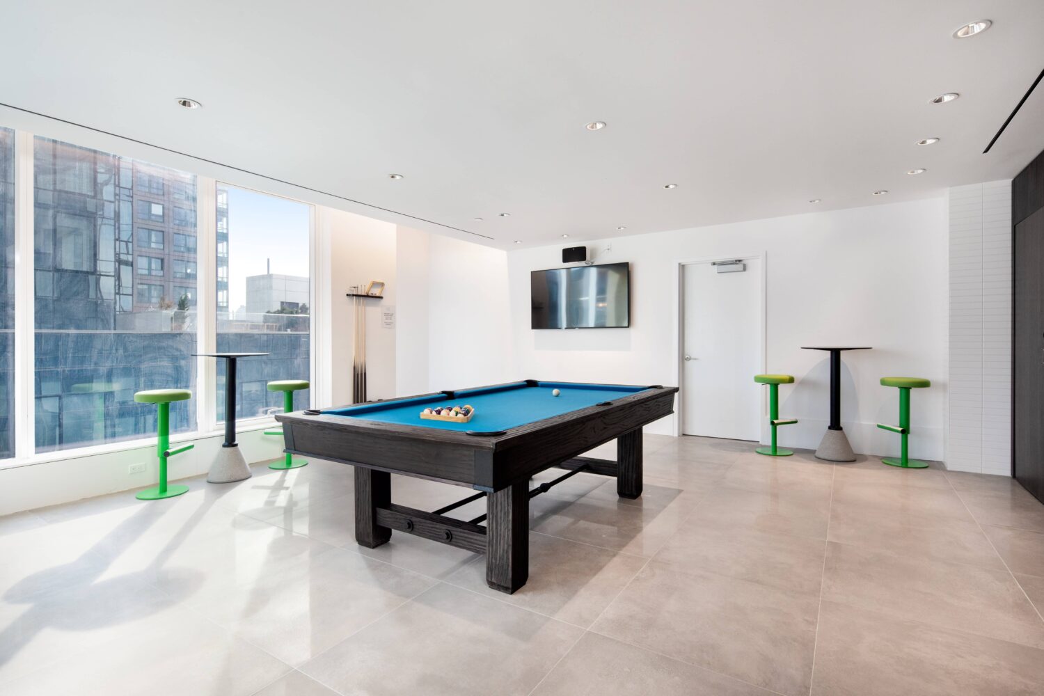 416, 420 Kent Avenue Apartments Reside New York