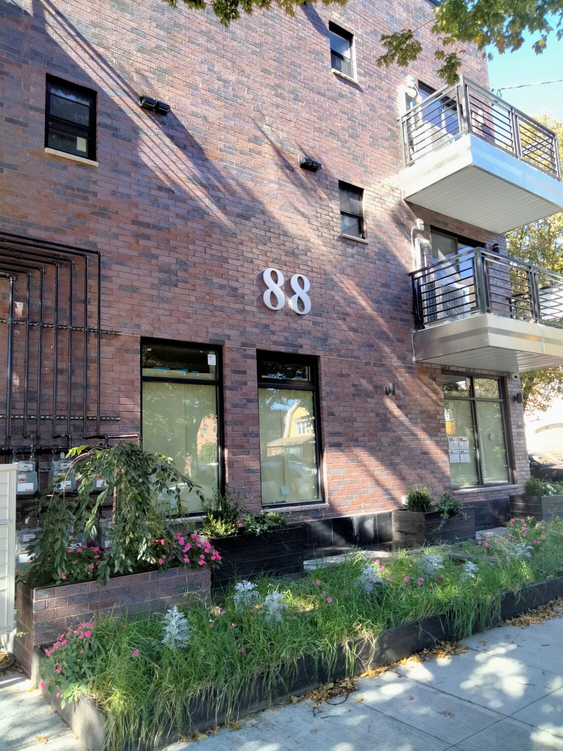 88 Bay 34 Street Apartments